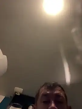 tomlolala online show from February 28, 6:34 am