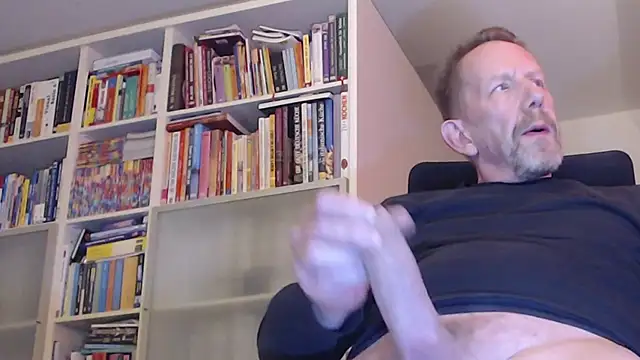 BennyK72 online show from February 24, 9:53 am