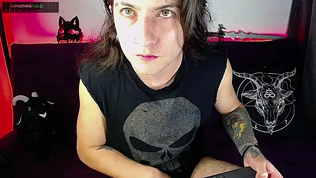 Snapshot of blckwolf_6 chatting on March 10, 8:56 pm blckwolf 6 online show from March 10, 8:56 pm