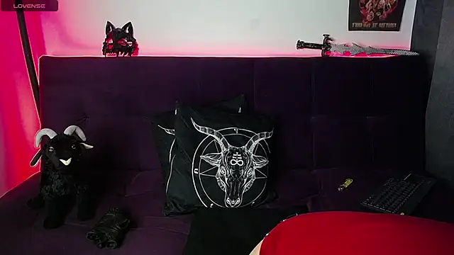 Snapshot of blckwolf_6 chatting on January 12, 5:22 pm blckwolf 6 online show from January 12, 5:22 pm