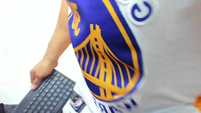 Luke  09 online show from December 7, 11:51 am