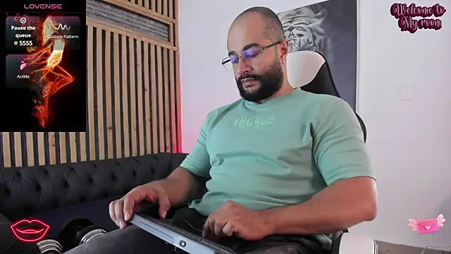 Luke  09 online show from March 7, 12:23 pm