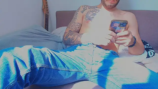 thomas gun online show from April 1, 2:03 pm