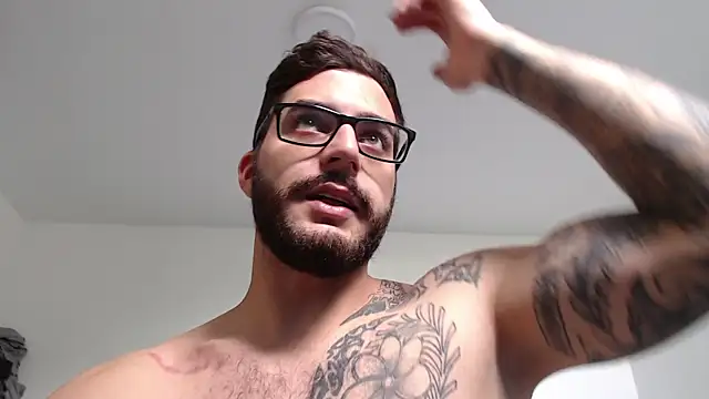 thomas gun online show from February 9, 6:56 pm