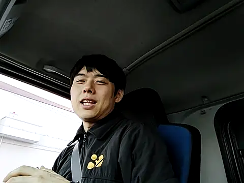 whitebriefboy online show from March 23, 9:10 pm