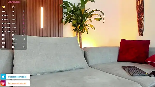 lucasanto  online show from December 16, 2:07 am