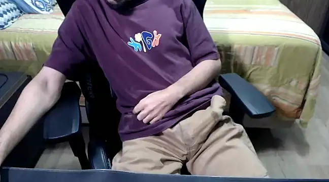 Snapshot of ViniBruv chatting on January 17, 8:26 pm ViniBruv online show from January 17, 8:26 pm