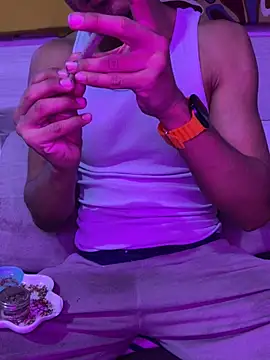 thesummerboy online show from December 19, 10:21 pm