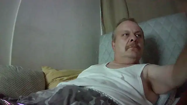 amylrmm1903 online show from September 9, 9:13 pm