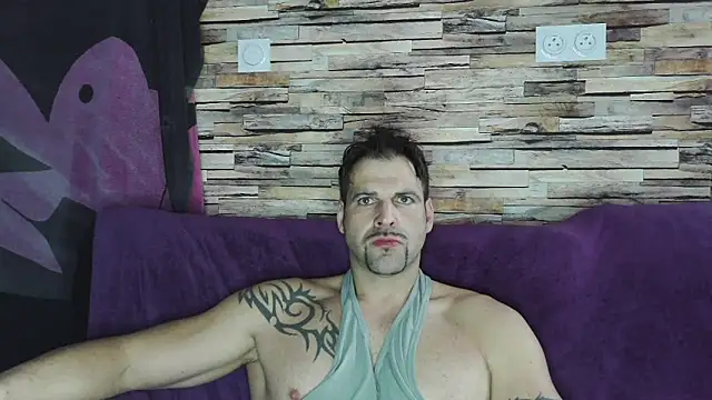 XxBigboybandxX online show from January 25, 3:09 pm