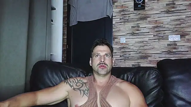 XxBigboybandxX online show from October 2, 6:01 pm