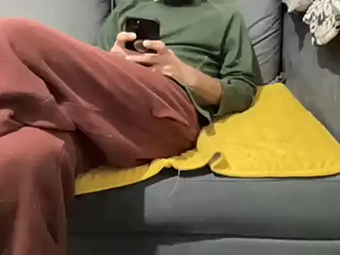 4small4inchlol online show from February 13, 6:48 pm