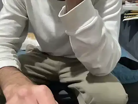 4small4inchlol online show from February 19, 5:38 pm