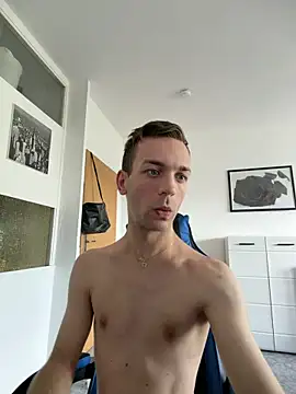 nickdtr online show from June 19, 11:04 am