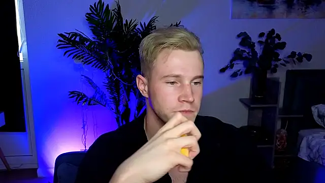 Kyle wooo online show from January 22, 8:40 am