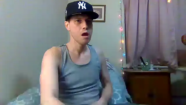 kollzCloudzz online show from December 15, 4:31 am