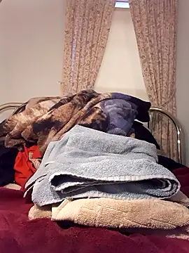 bigballs9 online show from February 10, 9:47 pm