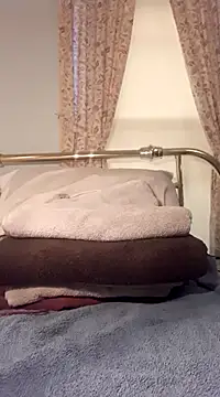 bigballs9 online show from February 28, 9:33 pm