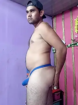 travieso2893 online show from December 26, 11:24 pm