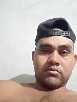 travieso2893 online show from October 17, 3:32 am