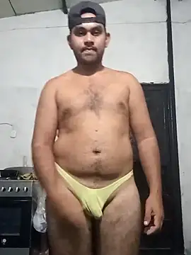 travieso2893 online show from February 19, 3:58 am