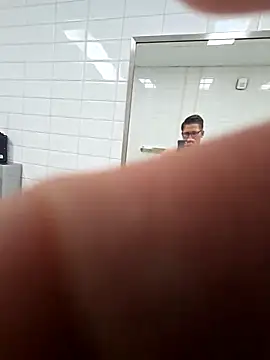 mneuertxh online show from March 2, 6:37 pm