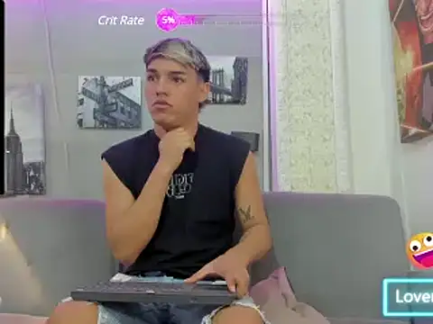 Snapshot of ryan_carter08 chatting on December 12, 12:55 pm ryan carter08 online show from December 12, 12:55 pm