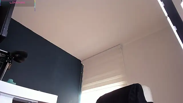 edrick walton1 online show from October 15, 1:08 pm