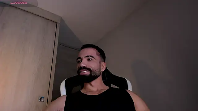 edrick walton1 online show from December 12, 11:03 pm