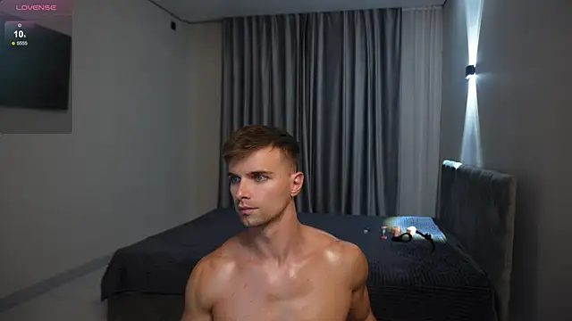 Nik Sharp online show from October 11, 5:06 pm