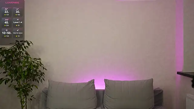 Nik Sharp online show from March 8, 4:05 pm