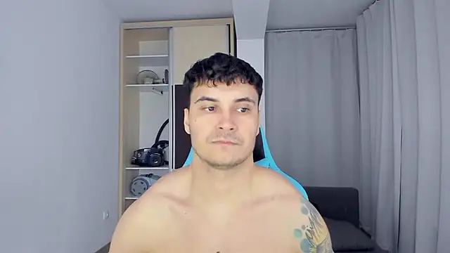 MatMalonne online show from December 28, 4:52 pm