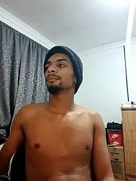 29YOURZ 28  online show from October 18, 9:09 pm