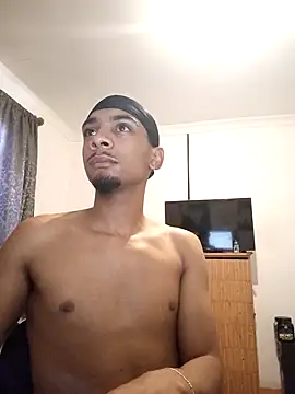 29YOURZ 28  online show from December 3, 8:14 am