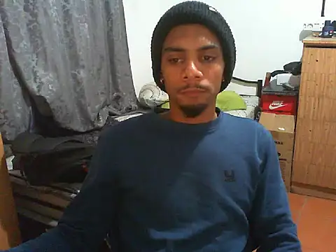 29YOURZ 28  online show from October 1, 4:11 pm