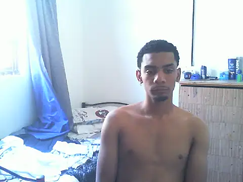 29YOURZ 28  online show from February 3, 9:41 am