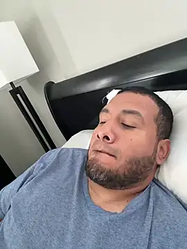 elamante03 online show from April 20, 5:26 pm