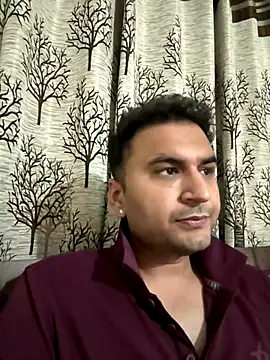 Snapshot of gauravgay93 chatting on October 25, 9:27 pm gauravgay93 online show from October 25, 9:27 pm