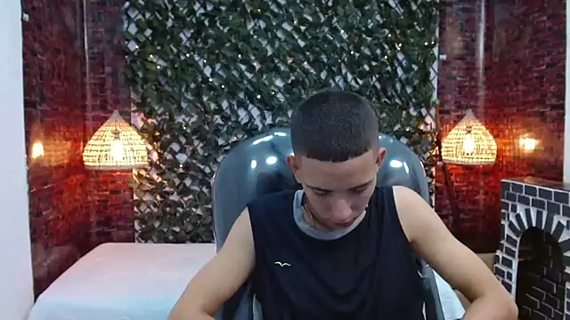 JackSwan18 online show from December 23, 1:45 pm