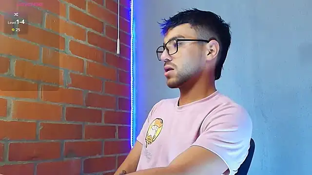 Leandro valenzuela online show from November 25, 7:49 pm