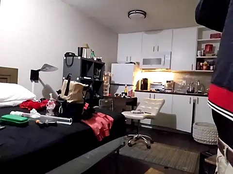 ChillzPnp online show from February 10, 3:13 am