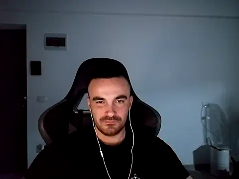 mu5clemania2 online show from December 10, 9:43 pm