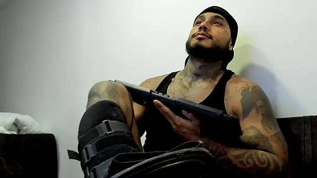 Exotic tatto27121 online show from May 27, 1:35 am