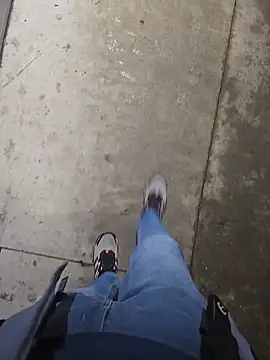 Snapshot of Keshuloveyou chatting on December 28, 6:06 am Keshuloveyou online show from December 28, 6:06 am