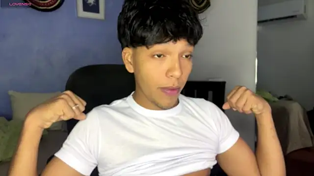 Xander bonnet1 online show from September 16, 12:17 pm