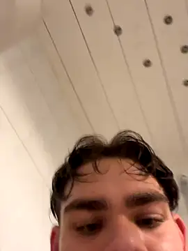 JuNIs  online show from November 9, 8:24 pm