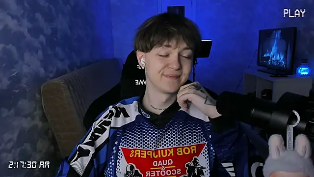 charonbaby1 online show from October 25, 11:17 pm