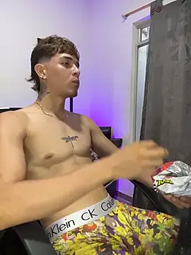 cristofer 988 online show from March 27, 10:43 pm