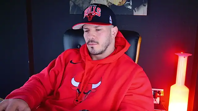 AngeloEric online show from December 13, 2:38 pm