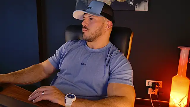 AngeloEric online show from October 29, 2:20 pm